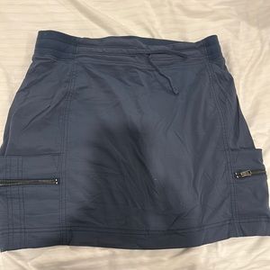 Blue athleta Trekkie skort built in nylon mesh shorts